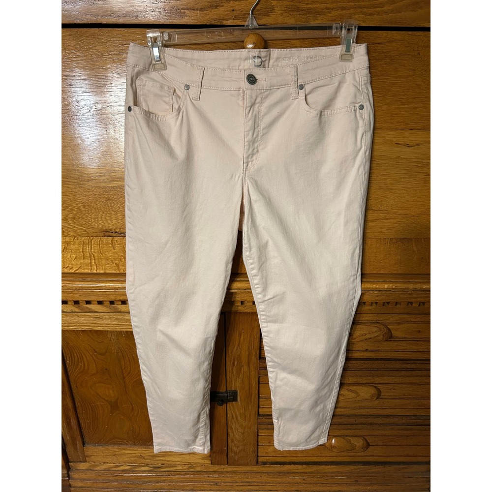 Clean Girl New Directions Womens Size 12S Skinny Jeans Denim Pants Short Length